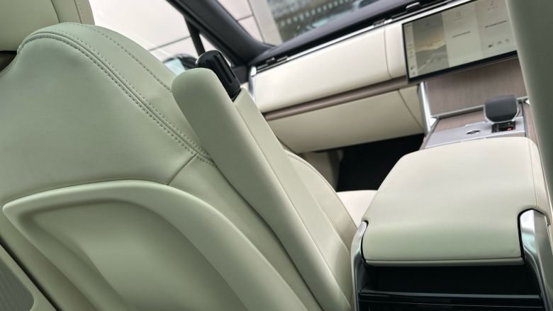 Land Rover Range Rover 3.0 D350 SE 4dr Auto Diesel Estate